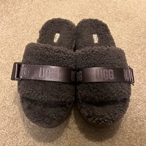 New Ugg slippers dark purple US size 7 - new without box
